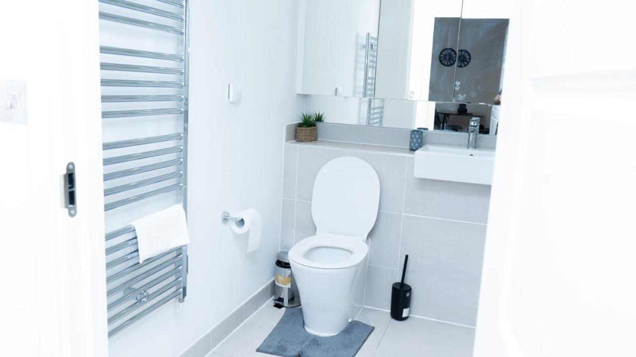 Guerneville 1 Bedroom Luxury Apartment Royal Wharf By Excel Exhibition Centre London Exteriör bild
